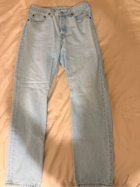 Women’s Levi’s  Light Blue Denim Jeans